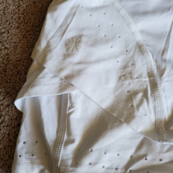 Athleta Laser Cut Skort Size Small - Picture 7 of 8